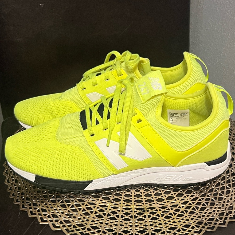 New Balance 247 Men Neon Yellow Lace-Up Sneakers - Picture 4 of 10
